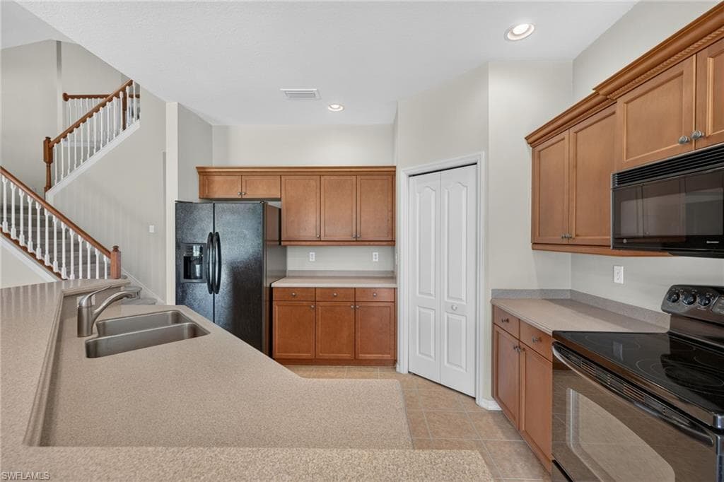 12755 Stone Tower LOOP-14