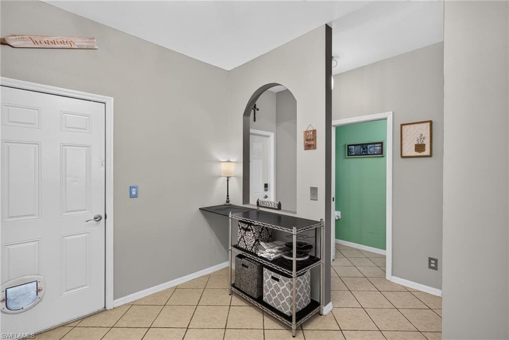 3009 Palmetto Oak DR 103-3
