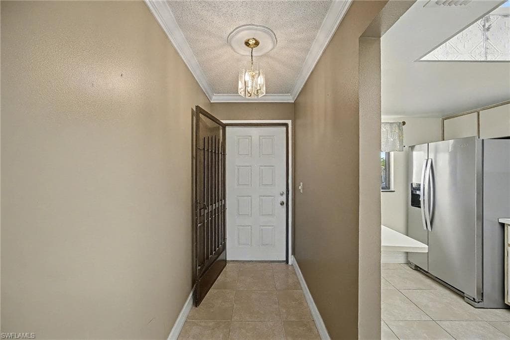 423 Cape Coral PKWY W 202-9
