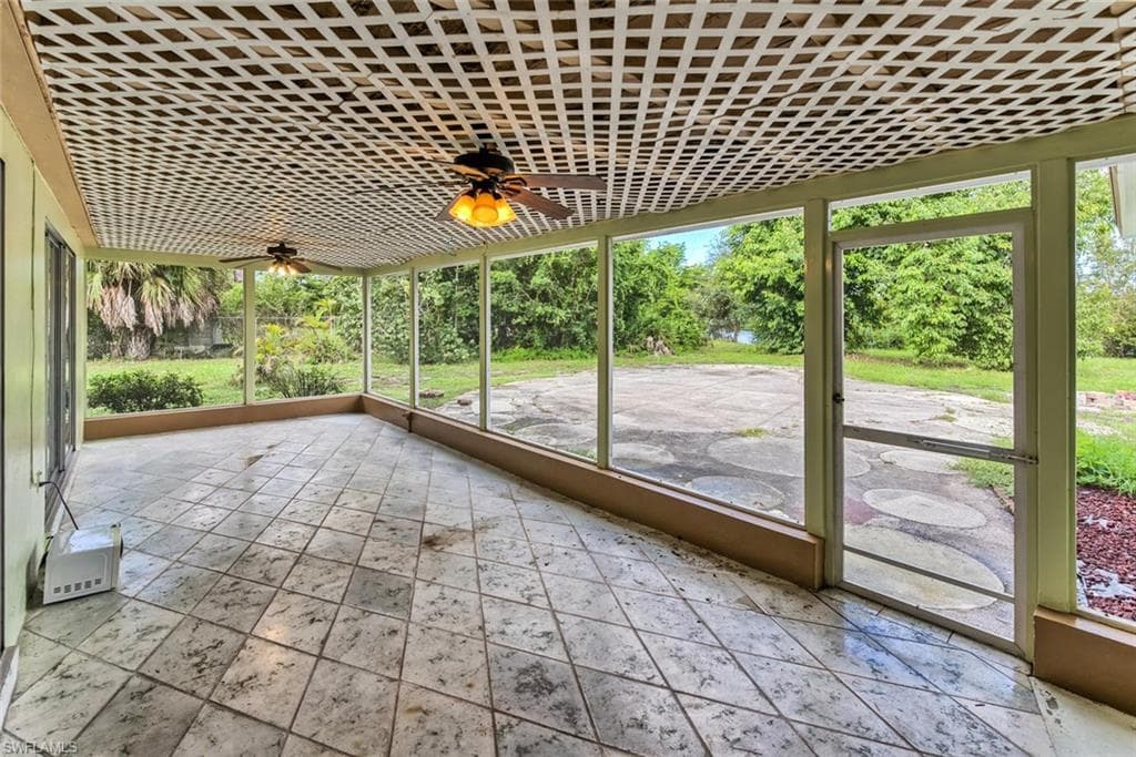 29 Caribbean RD-32