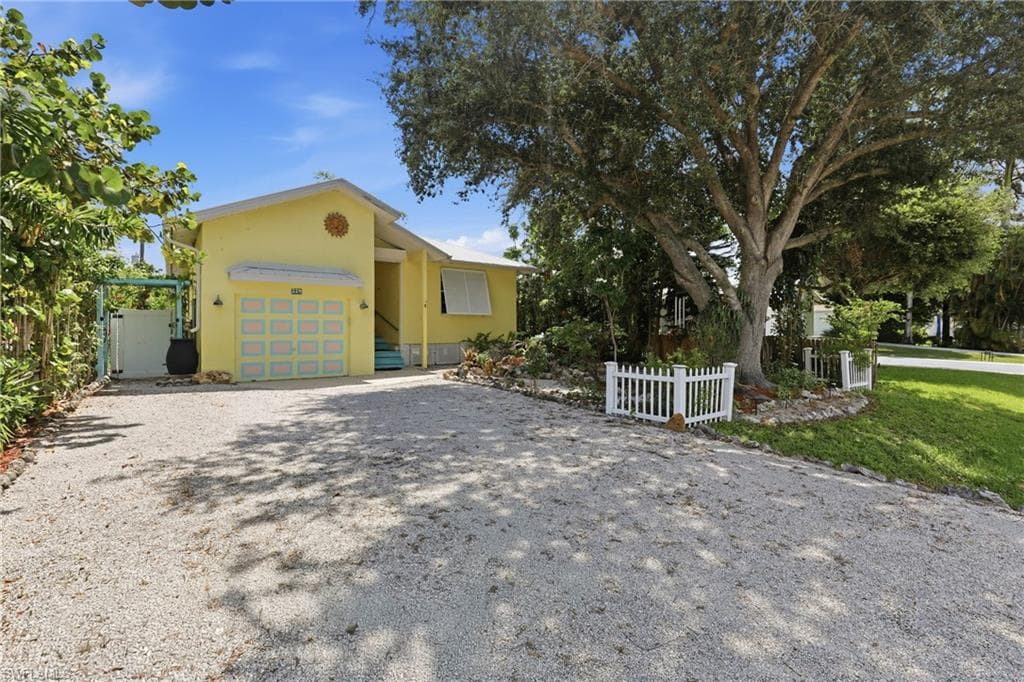 224 Benson ST-2