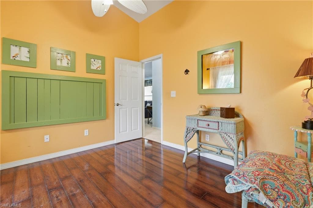 224 Benson ST-20
