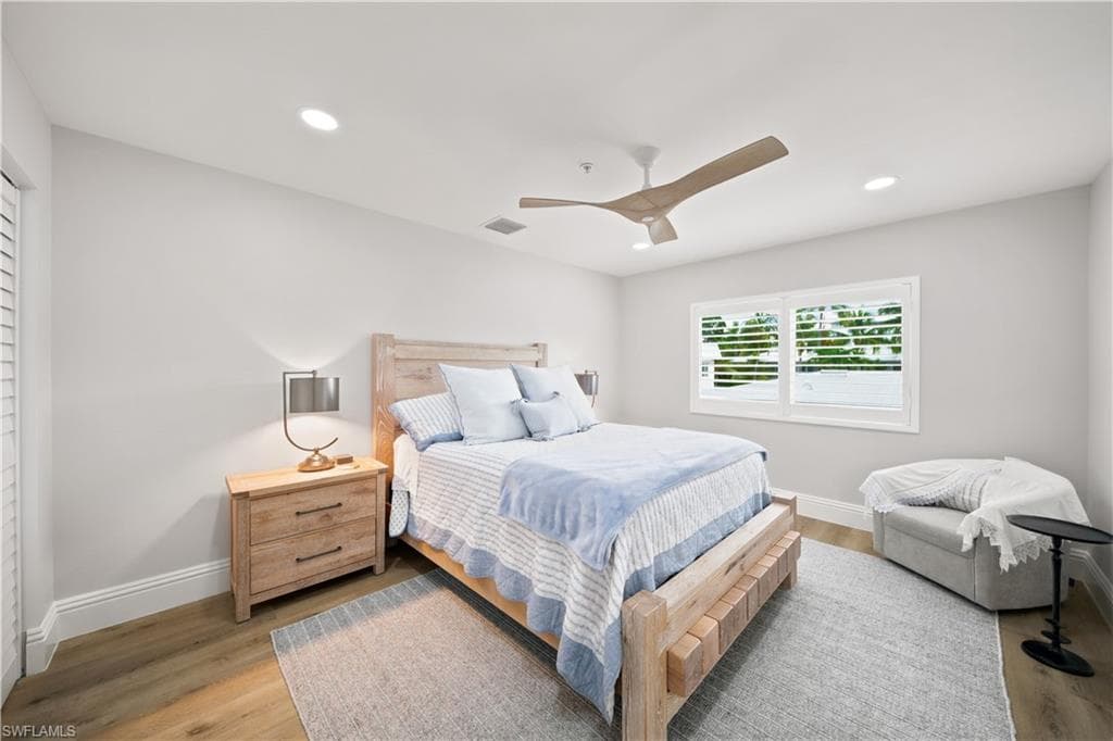 248 4th AVE S D201-23