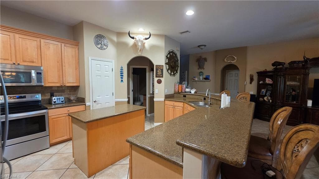 12810 Aston Oaks DR-2