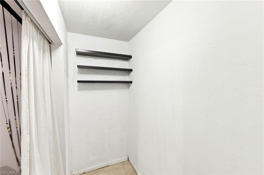2315 54th TER SW-28
