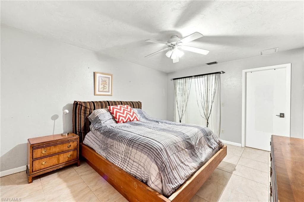 2315 54th TER SW-15
