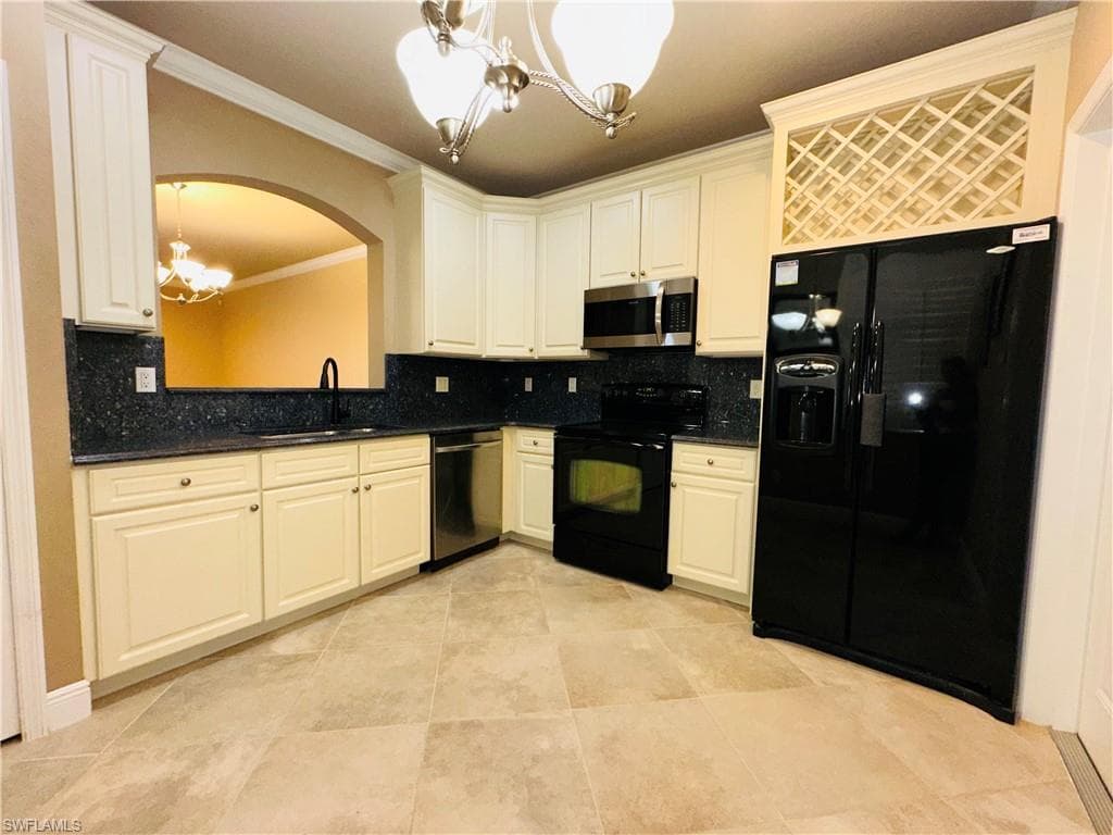 3396 Dandolo CIR-4