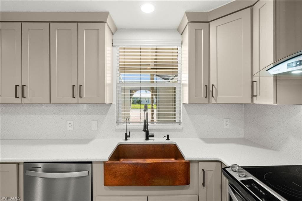 17741 Rebecca AVE-12
