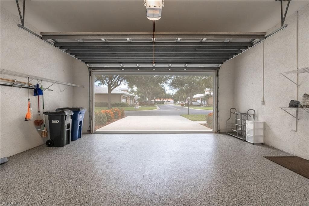 14233 Patty Berg DR-36