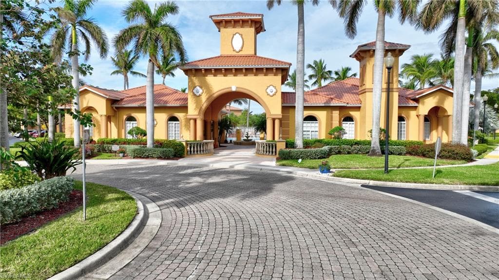 15655 Ocean Walk CIR 103-18