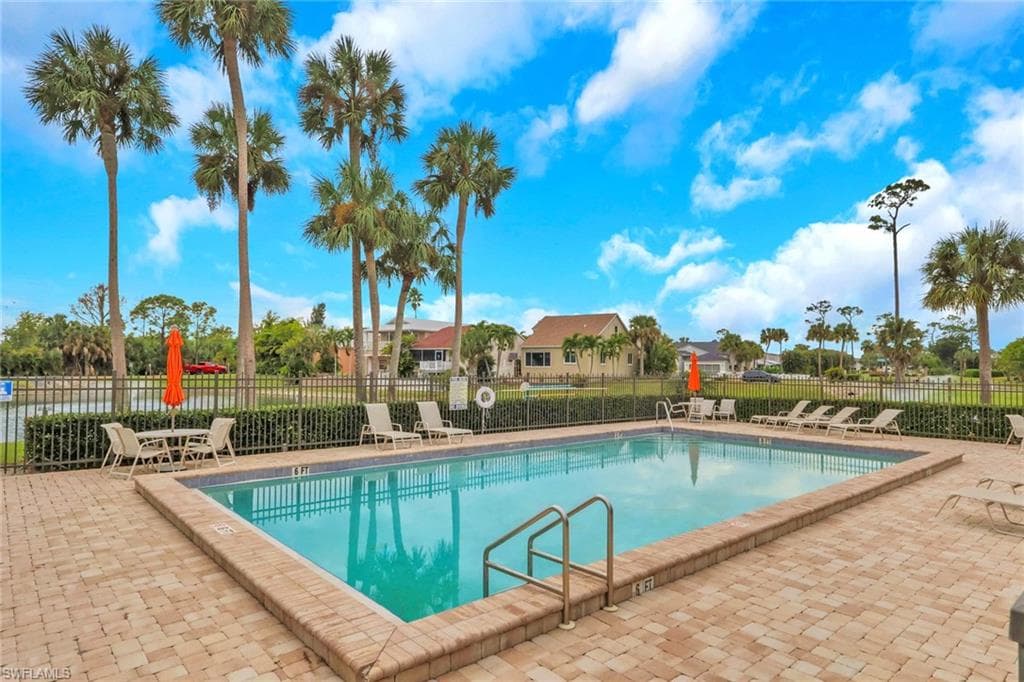 6085 Lake Front DR-20