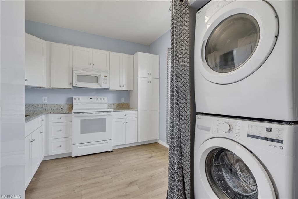 6085 Lake Front DR-9