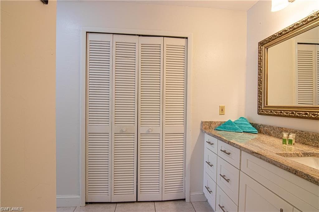 6113 Deer RUN-24