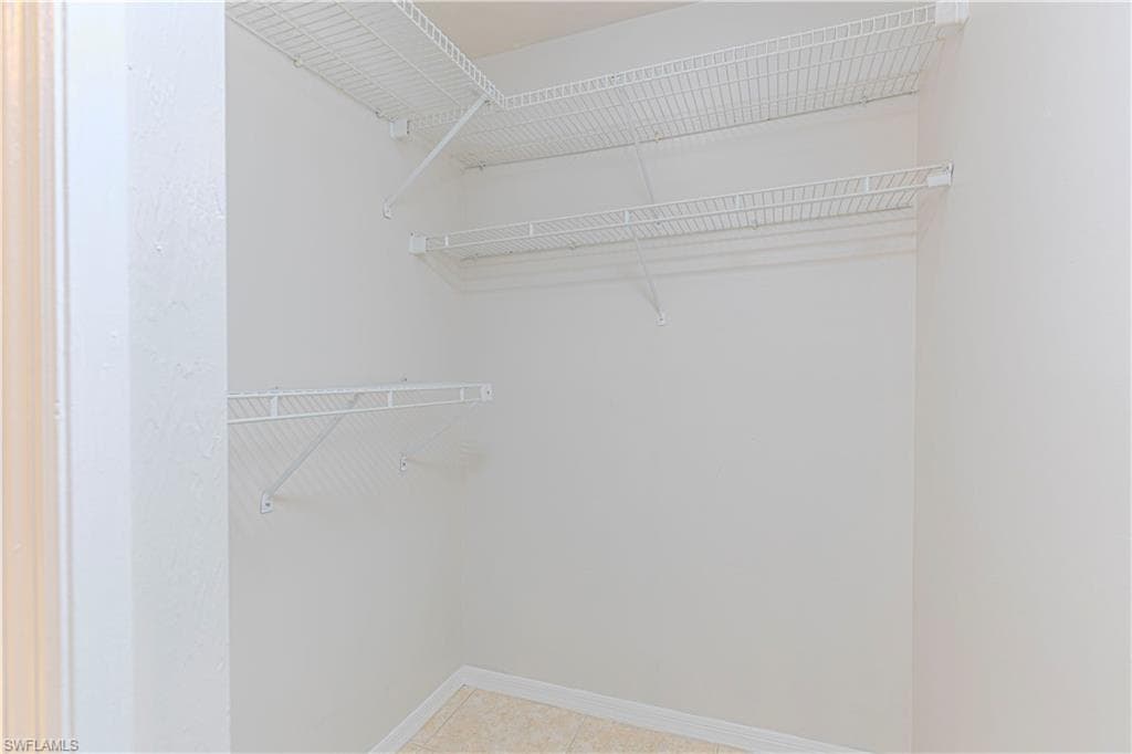 13114 Regent CIR-15