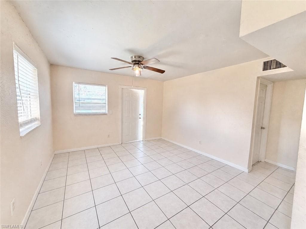 2485 Bayside ST-3