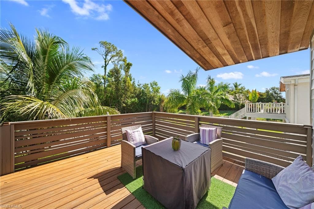 3260 Woodside AVE-26