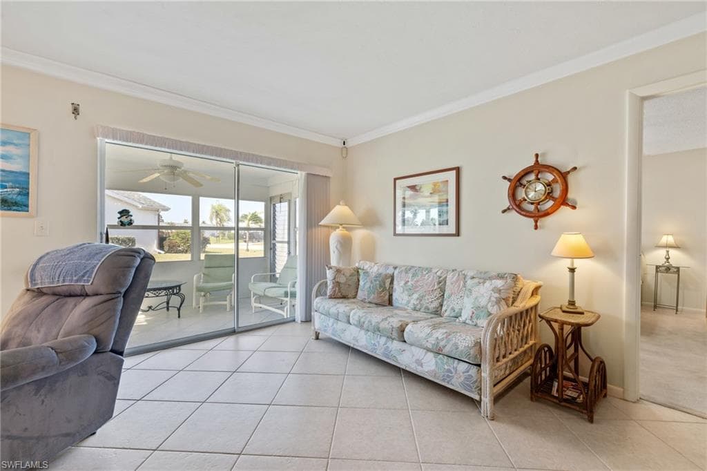 7008 Foxfire DR-18