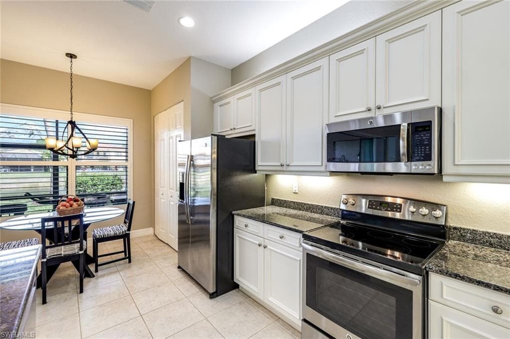 3224 Pacific DR-10