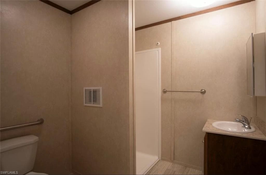 7905 Bogart DR-6