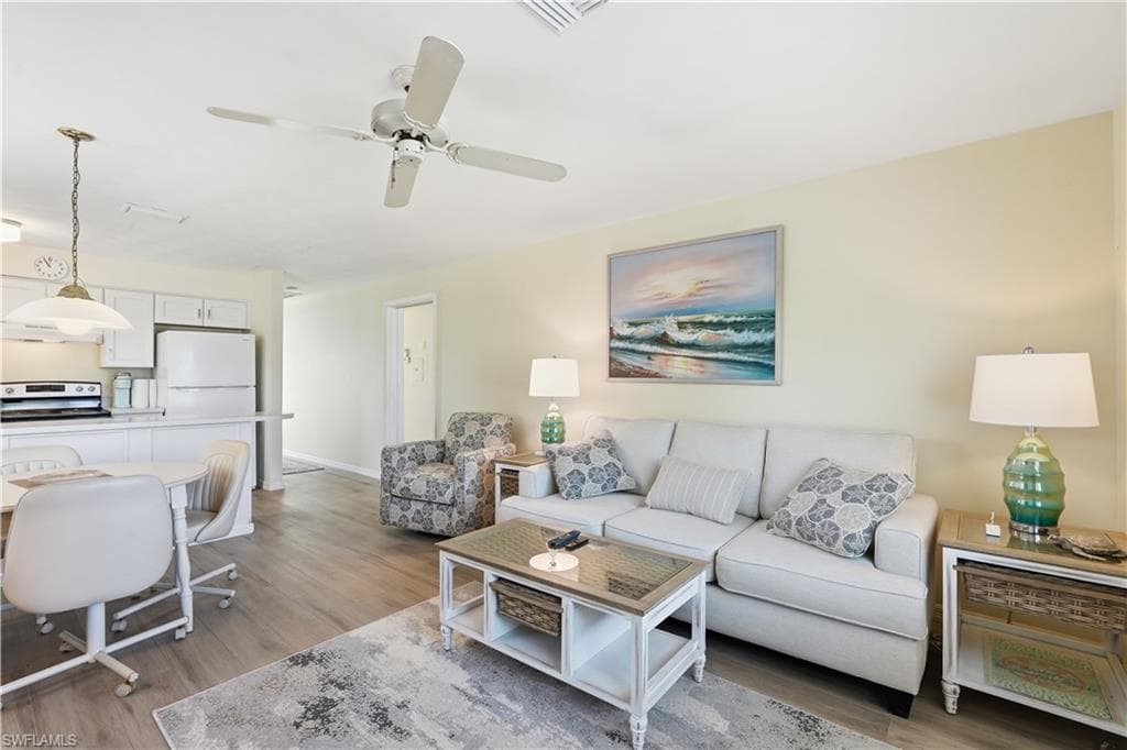 2498 Bayshore DR-6