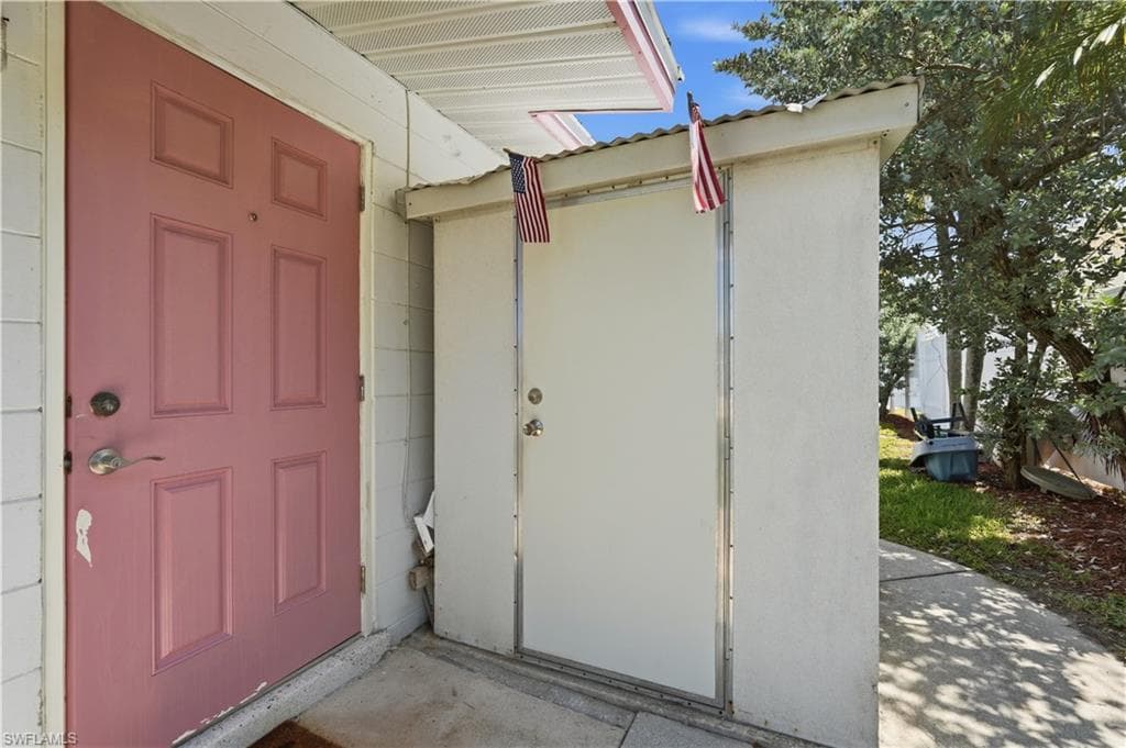 2498 Bayshore DR-18