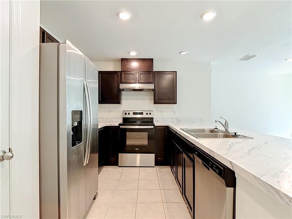 15121 Piping Plover CT 102-4