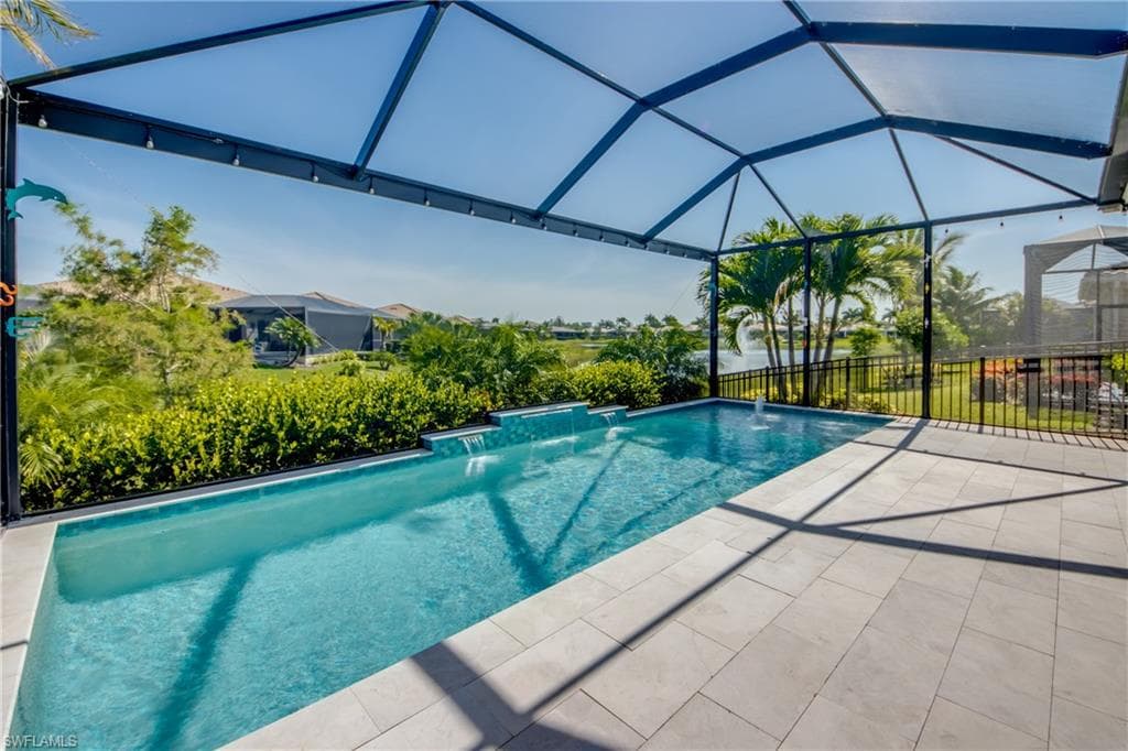 8260 Venetian Pointe DR-5