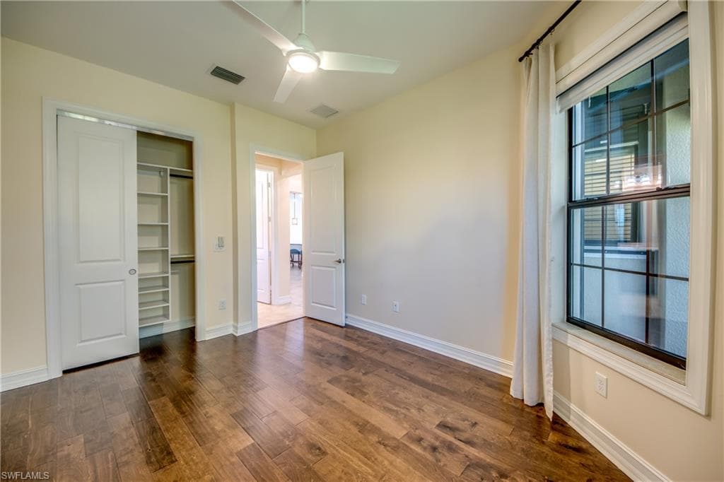 8260 Venetian Pointe DR-30
