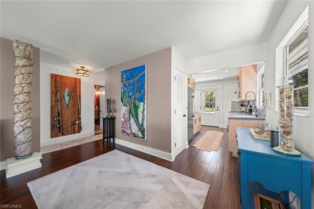 2539 Coconut DR-13
