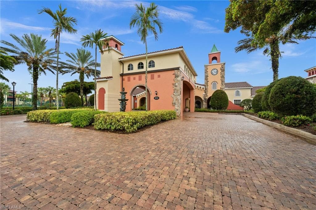 8641 Piazza Del Lago CIR 201-34