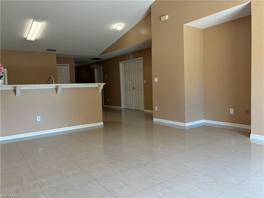 10741 Robinson ST-2