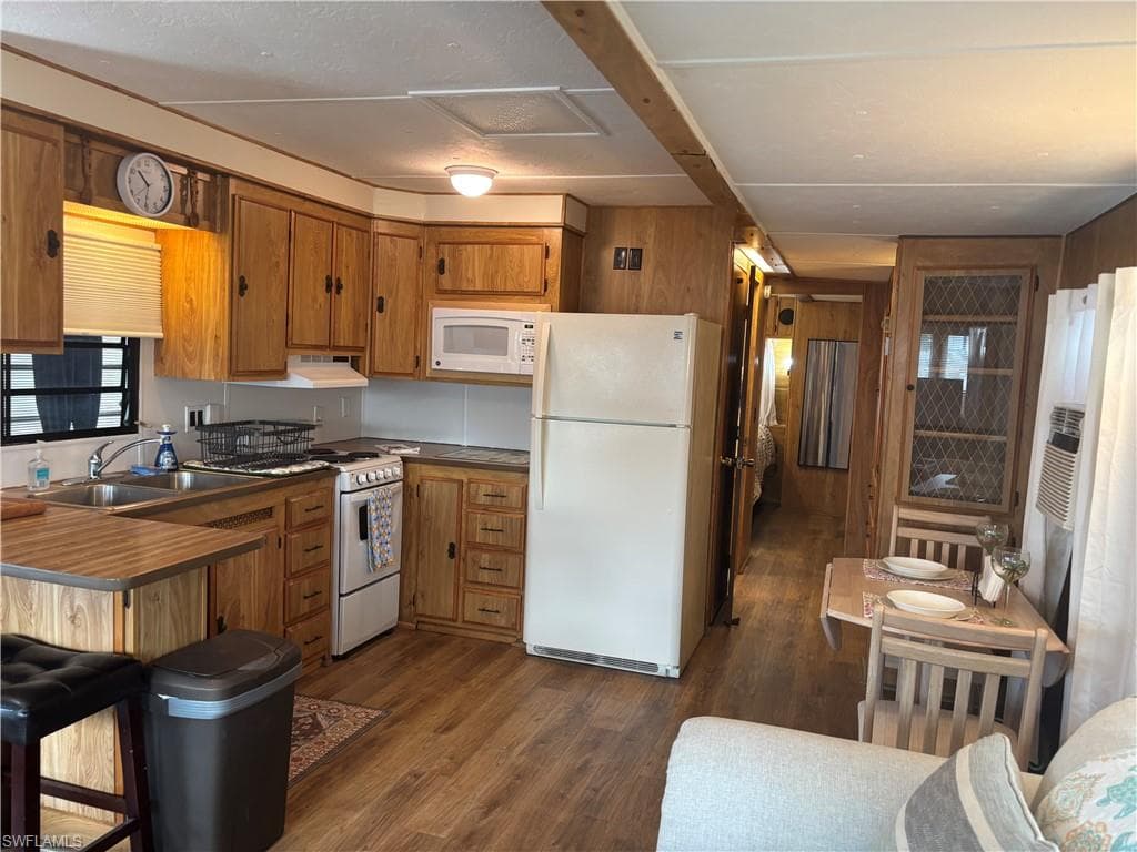 10 Jade DR 10J-9
