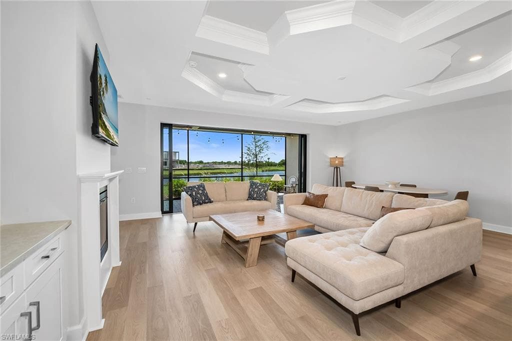 15324 Lucerna ST 102-5
