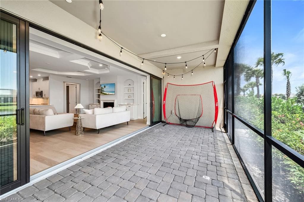 15324 Lucerna ST 102-31