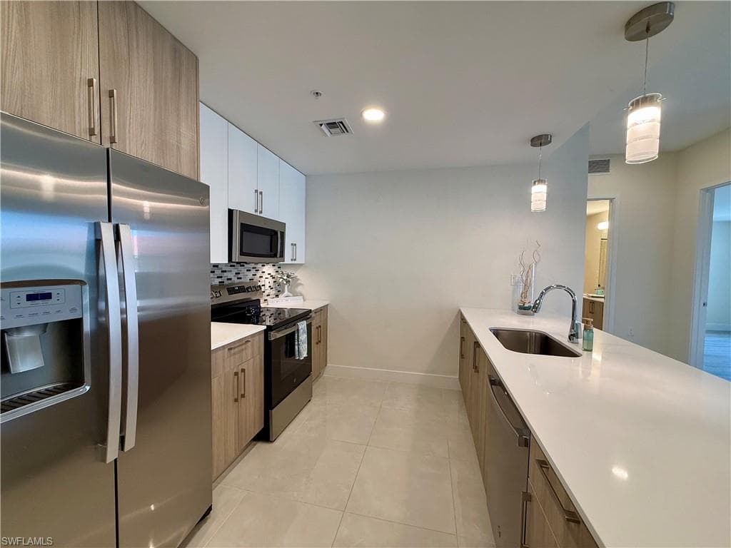 26589 Rosewood Pointe DR A-203-4
