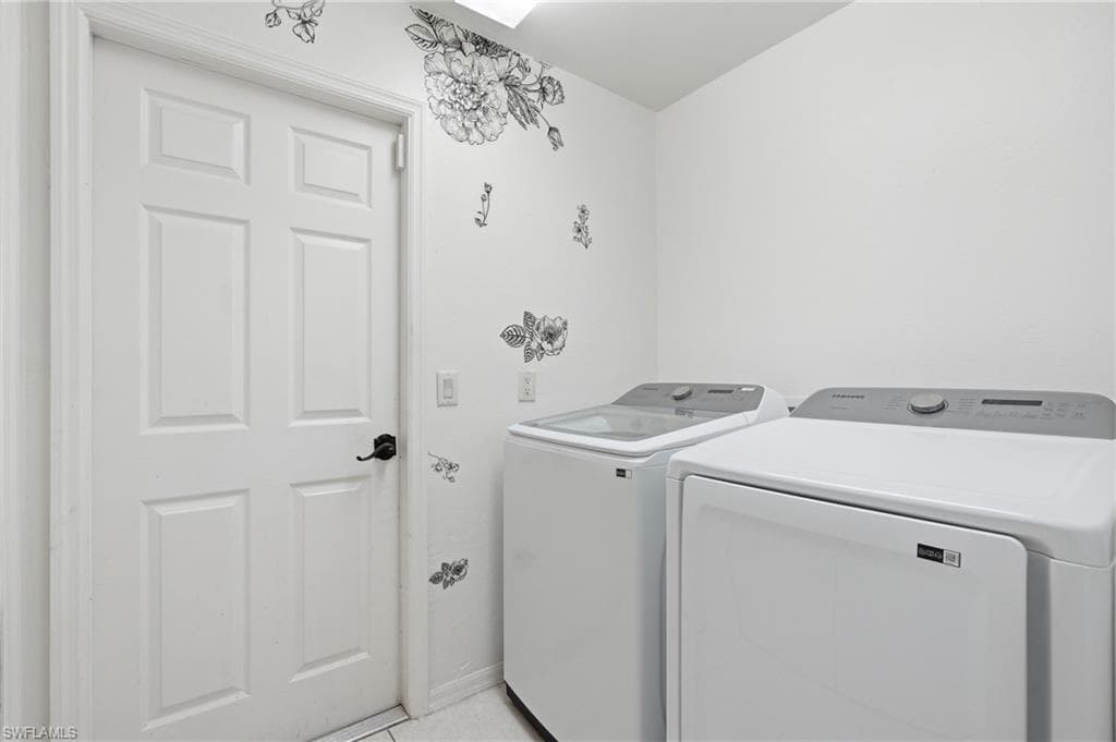 17841 Bermuda Dunes DR-33