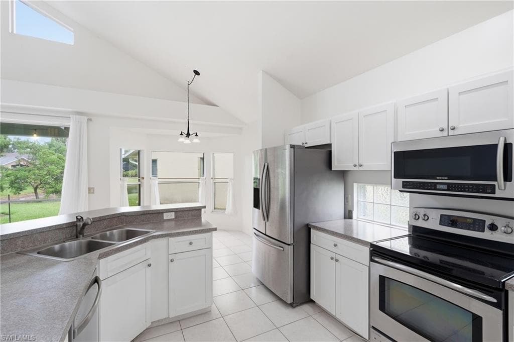 17841 Bermuda Dunes DR-15