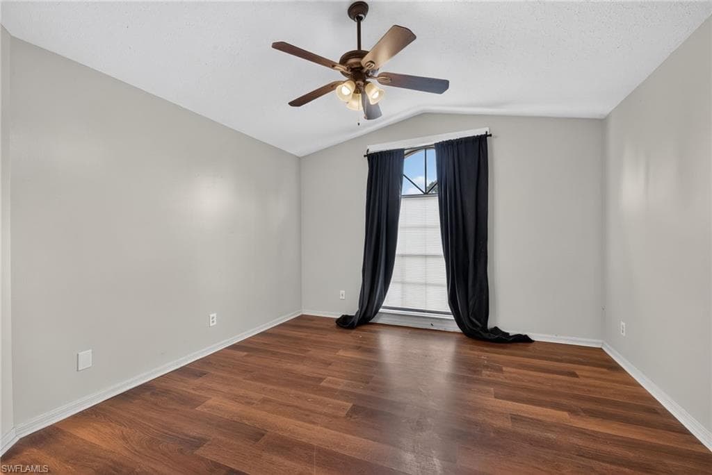 17565 Lee RD-12
