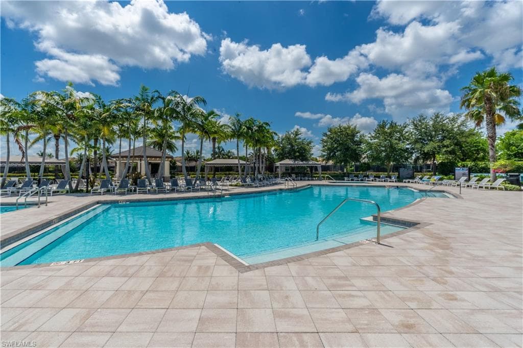 4347 Aurora ST-47