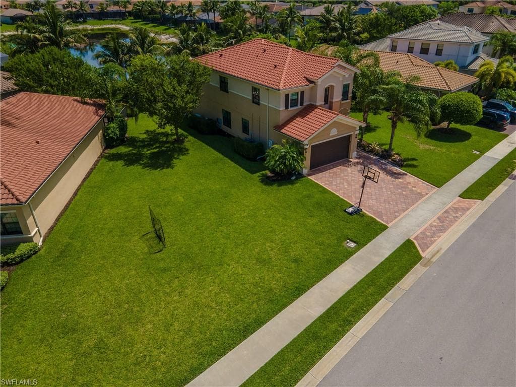 4347 Aurora ST-36