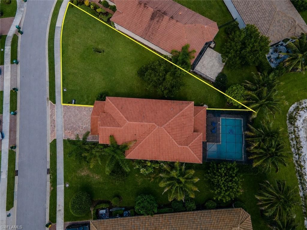 4347 Aurora ST-37