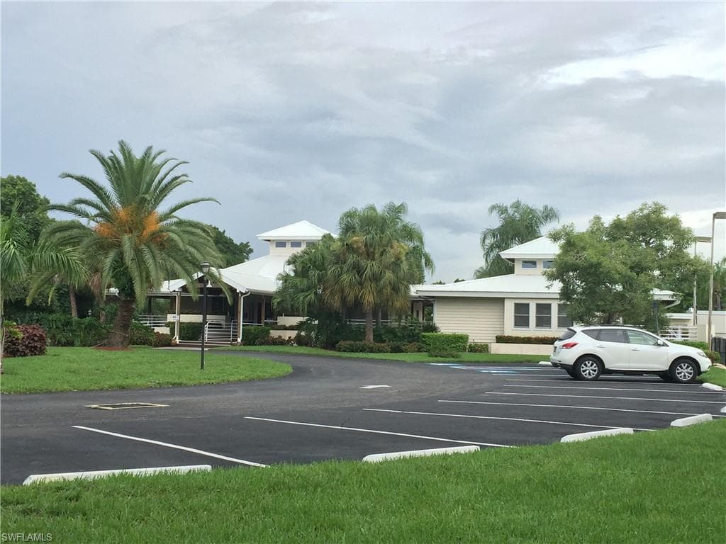 9262 Palm Island CIR-46