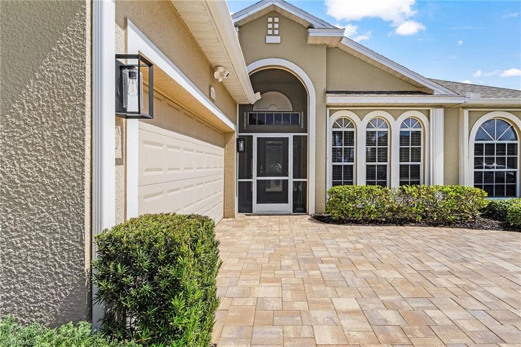 9262 Palm Island CIR-9