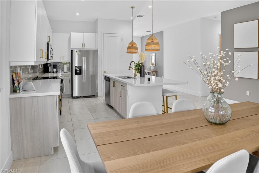 4978 Jovanne ST-12