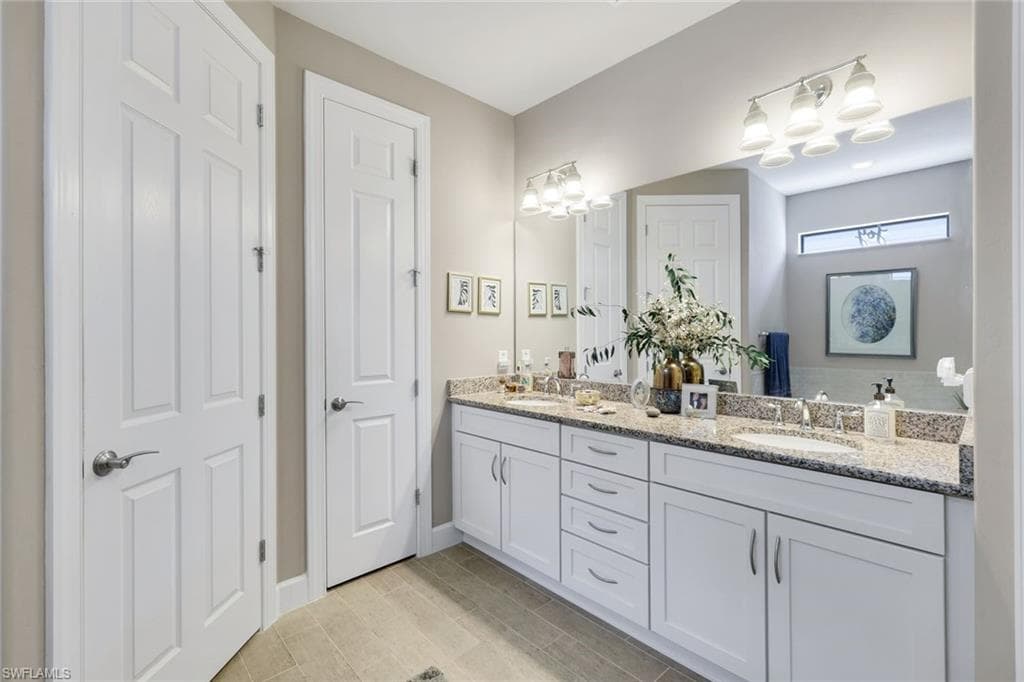 16345 Camden Lakes CIR-22