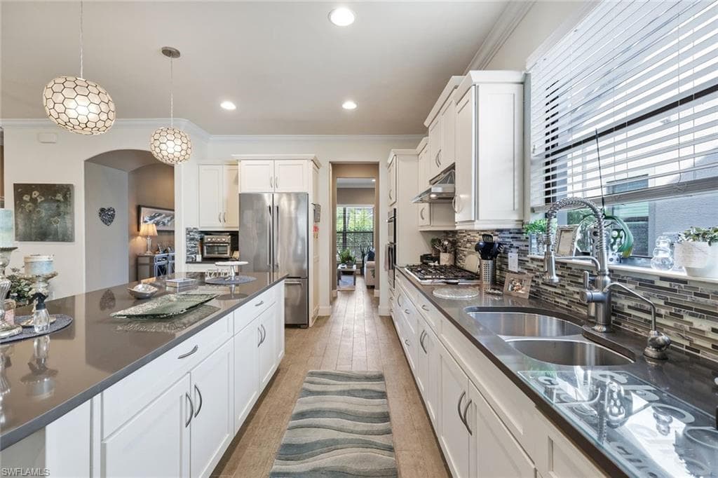 16345 Camden Lakes CIR-9