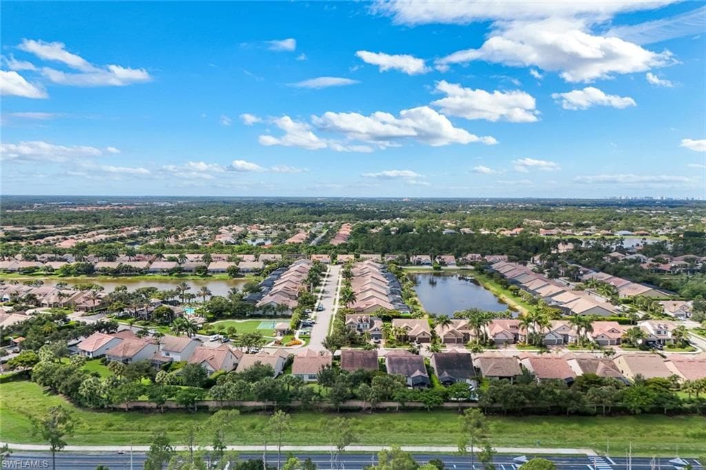 16345 Camden Lakes CIR-40