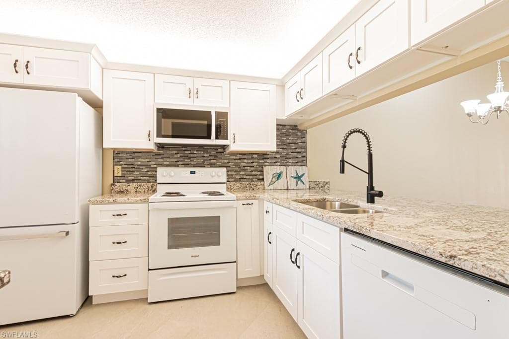 9275 Lake Park DR 204-8