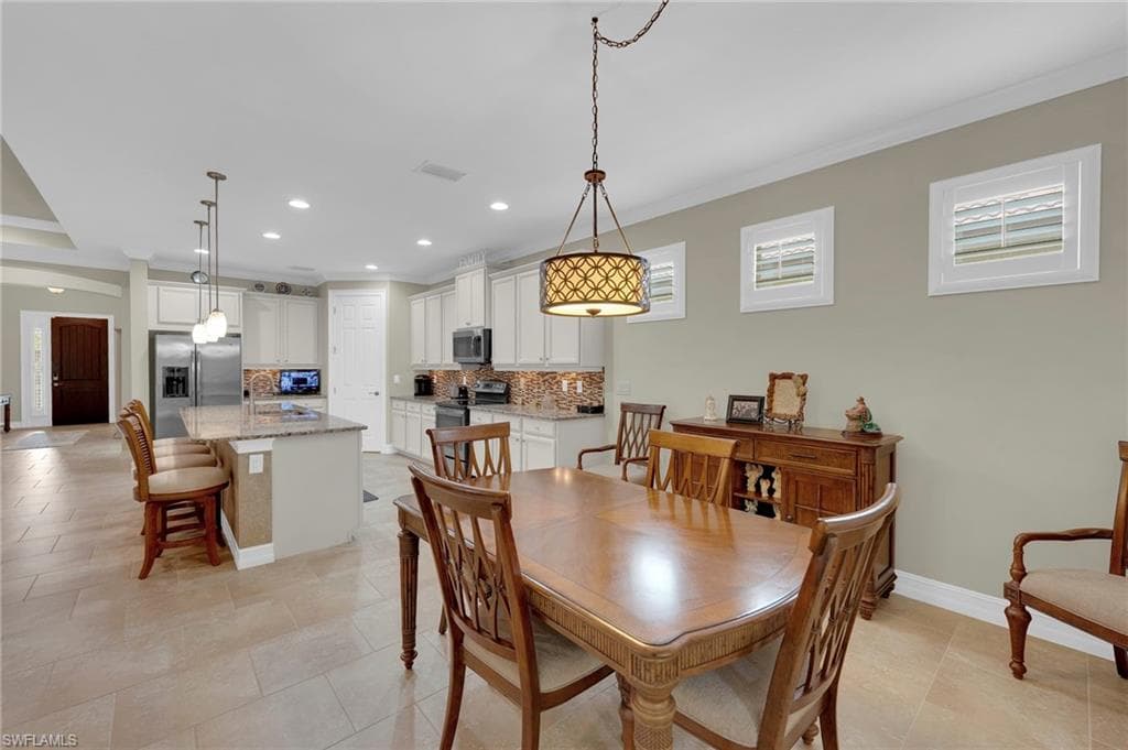 8720 Westwood Oaks PL-24