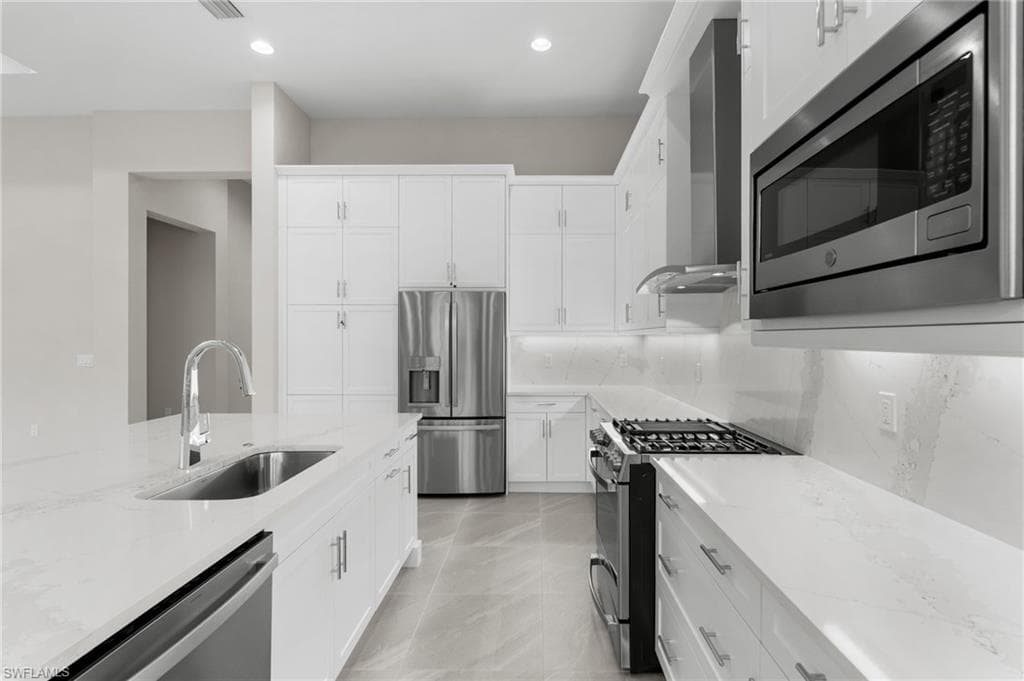 2436 Cambridge WAY-4